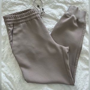 Wilfred Buffon Pants